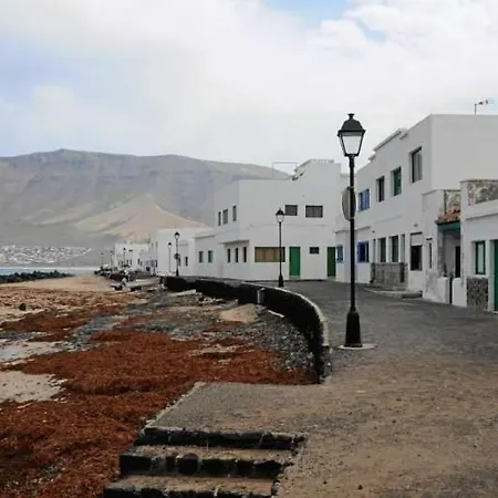 Dom wakacyjny Sleeps 4 Wifi Famara