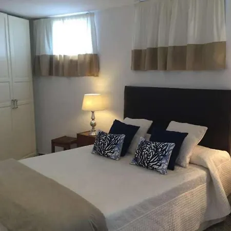 Sleeps 4 Wifi